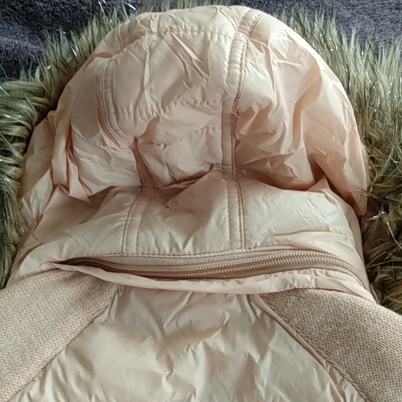 Michael kors toddler 3T down filled jacket - Picture 4 of 4